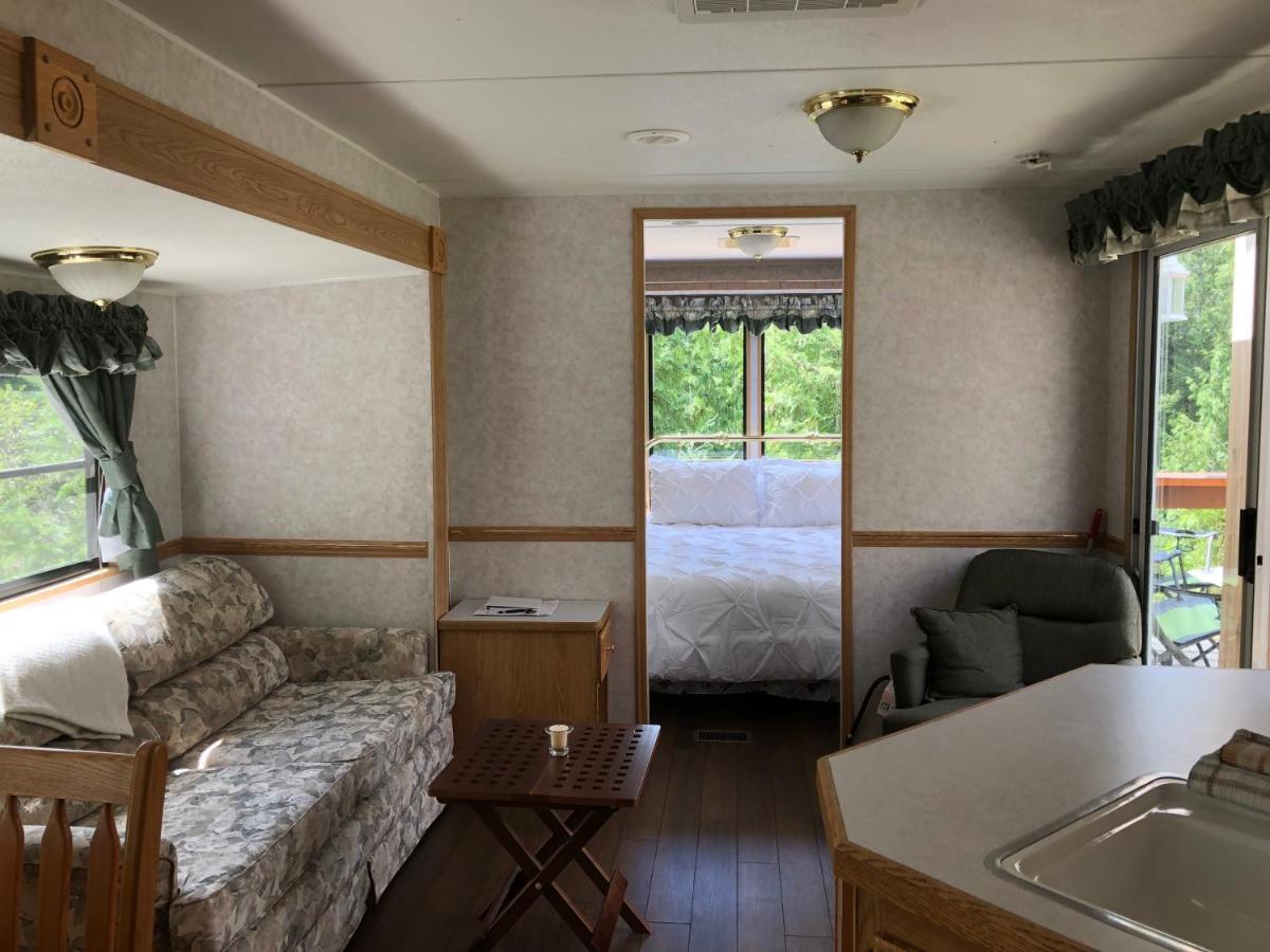 فندق Garden Bay Hideaway - Glamping & Rv المظهر الخارجي الصورة