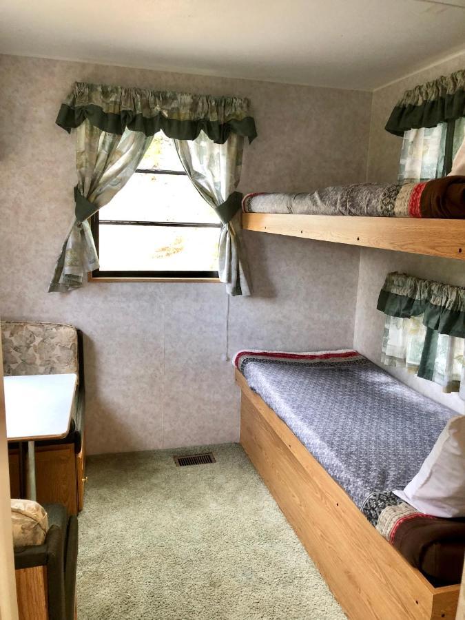 فندق Garden Bay Hideaway - Glamping & Rv المظهر الخارجي الصورة