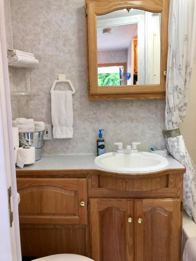 فندق Garden Bay Hideaway - Glamping & Rv المظهر الخارجي الصورة
