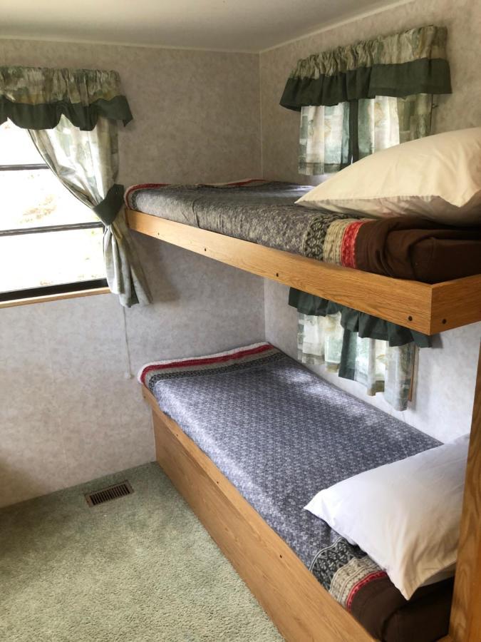 فندق Garden Bay Hideaway - Glamping & Rv المظهر الخارجي الصورة
