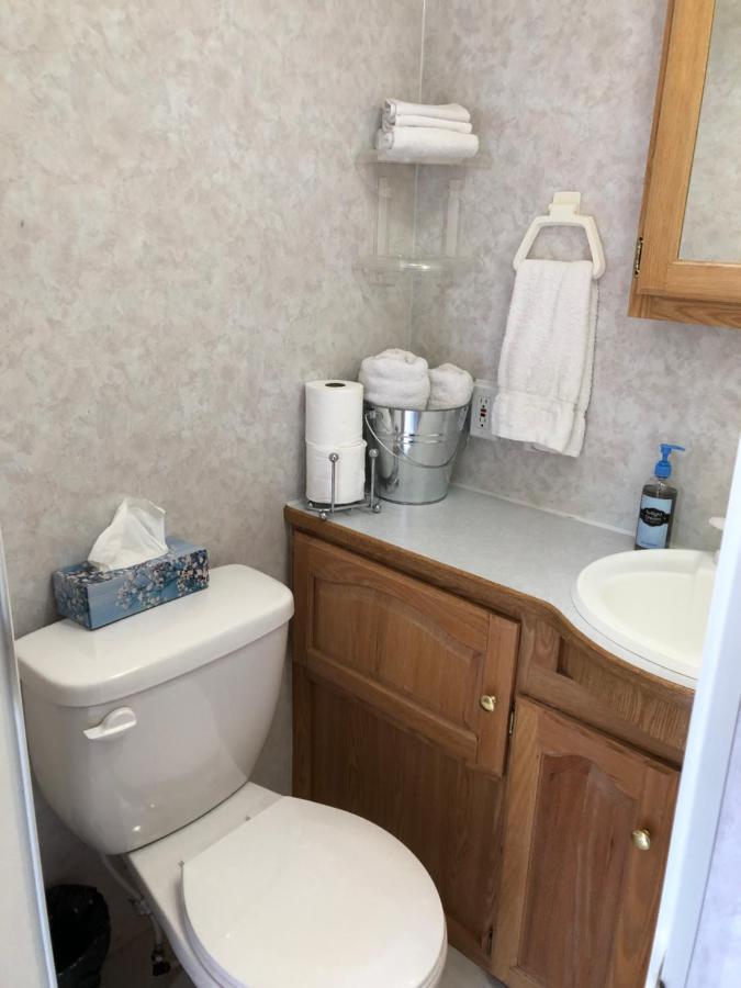 فندق Garden Bay Hideaway - Glamping & Rv المظهر الخارجي الصورة