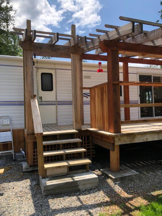 فندق Garden Bay Hideaway - Glamping & Rv المظهر الخارجي الصورة